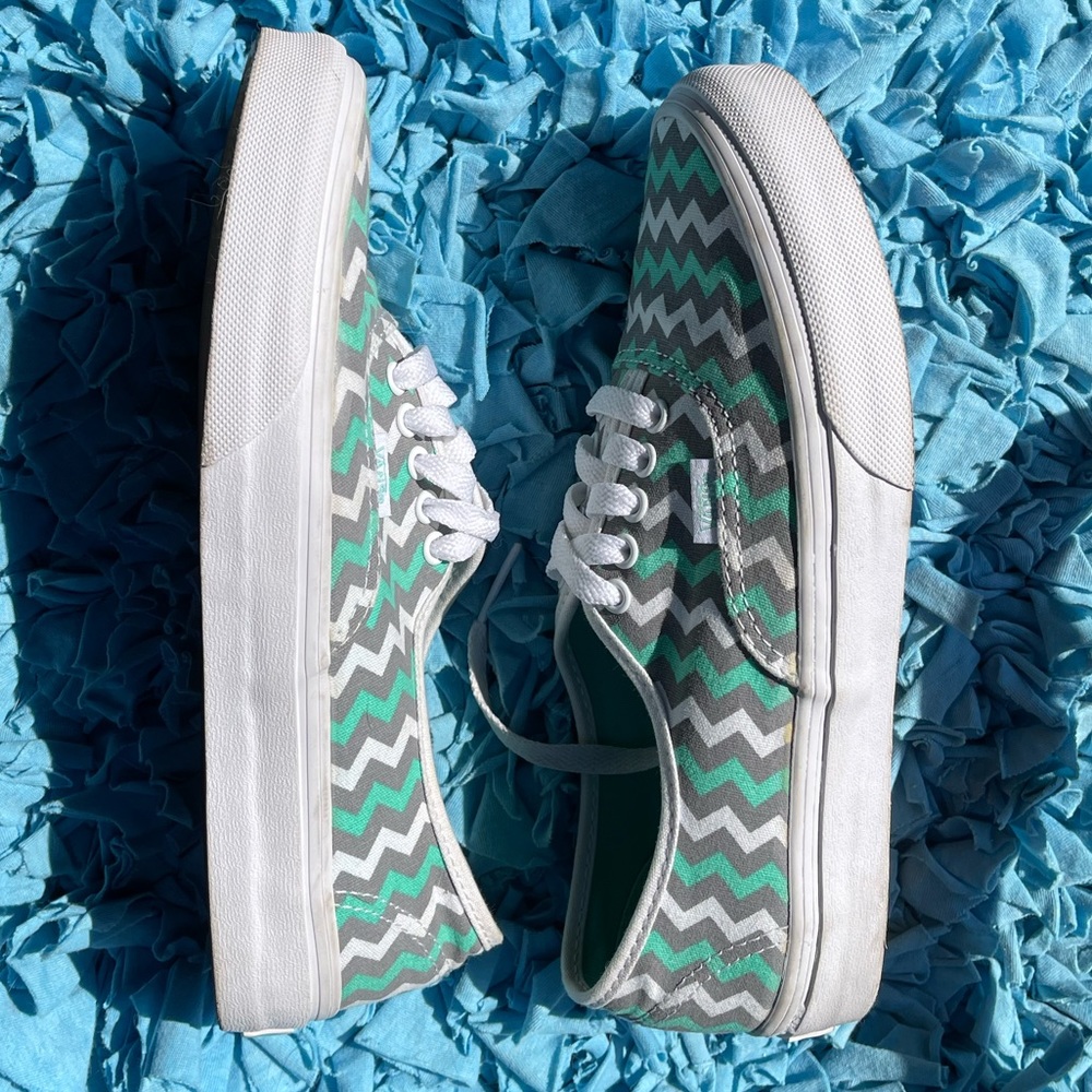Chevron Vans - Picture 3 of 9